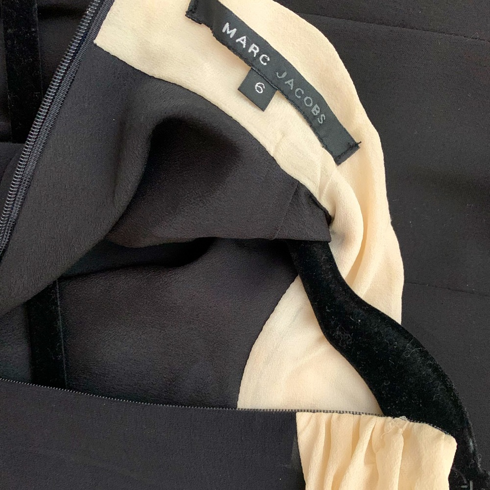 MARC JACOBS Black & Cream Conservative Silk Shift Dress Size 6 Paris - Picture 2 of 4
